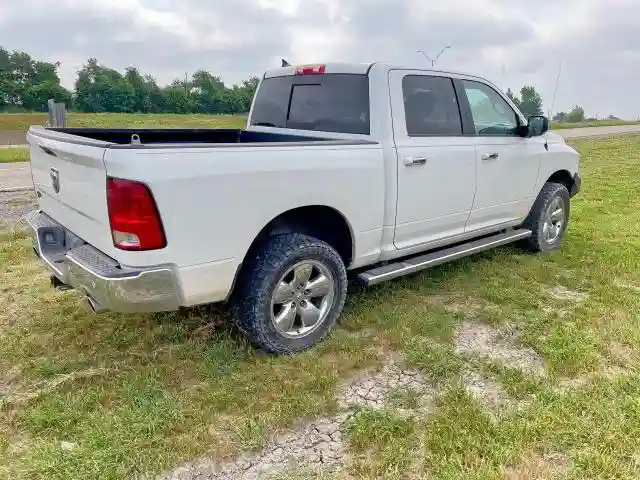 1C6RR7LM1FS688552 2015 RAM 1500-3