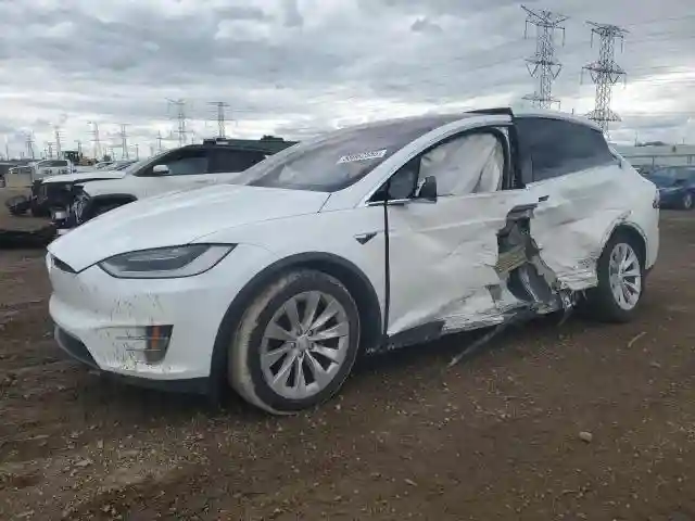 5YJXCDE26HF072583 2017 TESLA MODEL X-0