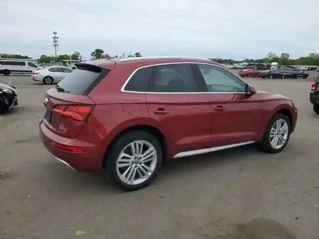 WA1BNAFY4J2097118 2018 AUDI Q5-2