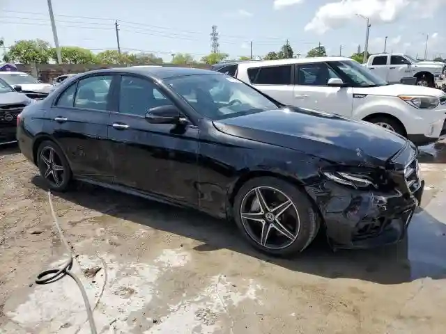 WDDZF6JB2KA491697 2019 MERCEDES-BENZ E-CLASS-3