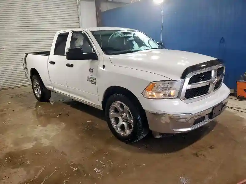 1C6RR6FG8KS608187 2019 RAM 1500-3