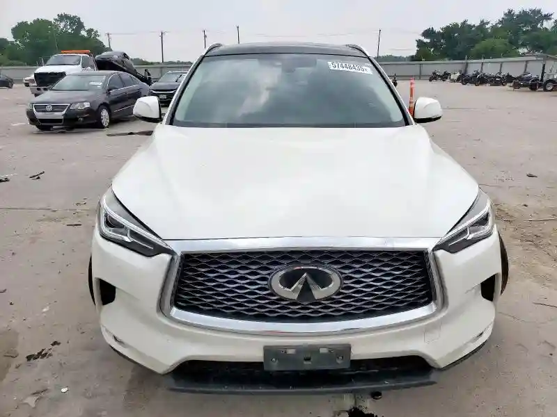 3PCAJ5M11KF144808 2019 INFINITI QX50-4