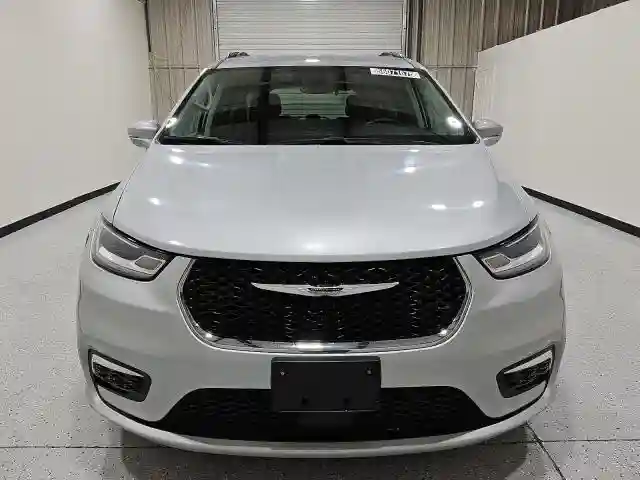 2C4RC1BG0NR167373 2022 CHRYSLER PACIFICA-4
