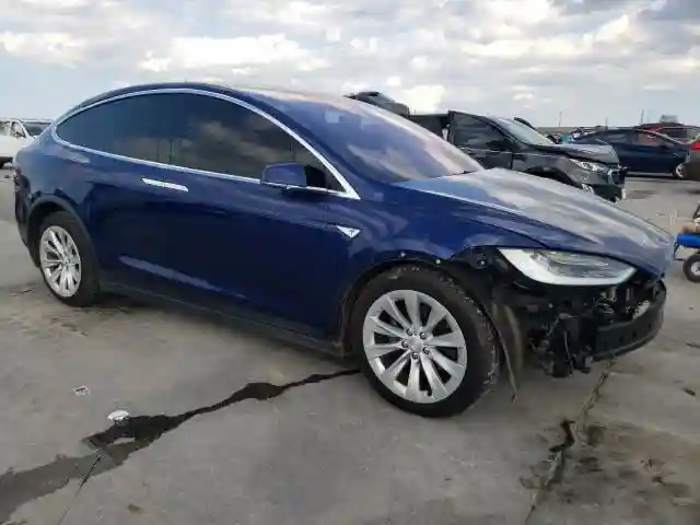 5YJXCBE27GF004120 2016 TESLA MODEL X-3