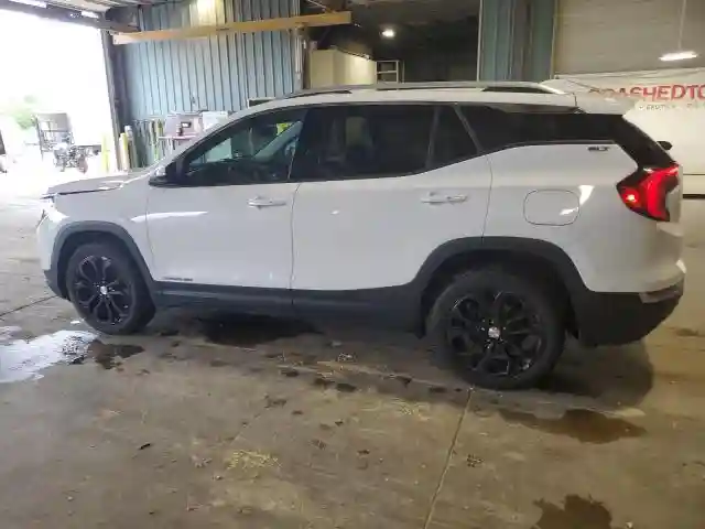 3GKALVEX6KL279415 2019 GMC TERRAIN-1