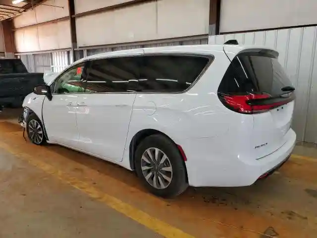 2C4RC1S79RR121806 2024 CHRYSLER PACIFICA-1