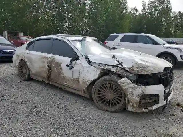 WBA7U2C04NCH44975 2022 BMW 7 SERIES-3