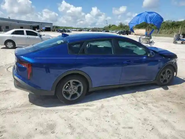 3KPFT4DEXSE010995 2025 KIA K4 LX-2