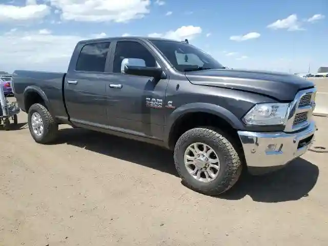 3C6UR5FL0JG213976 2018 RAM 2500-3