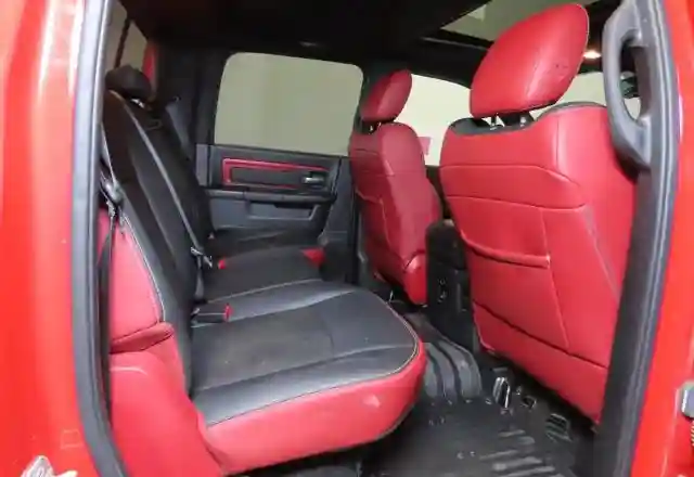 1C6RR7YG6GS133892 2016 RAM 1500-5