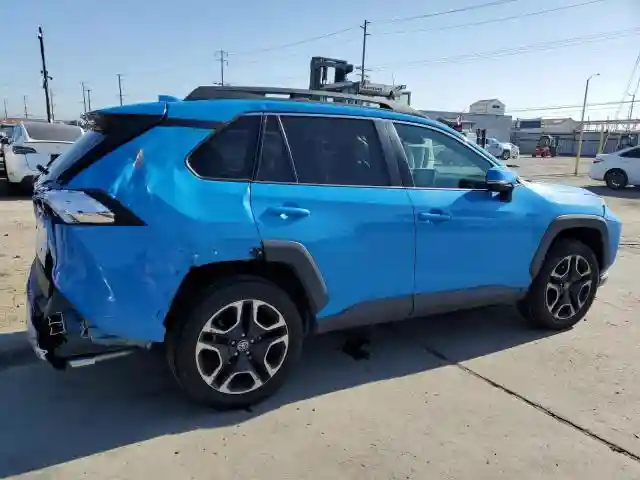 2T3J1RFVXMW170585 2021 TOYOTA RAV4-2