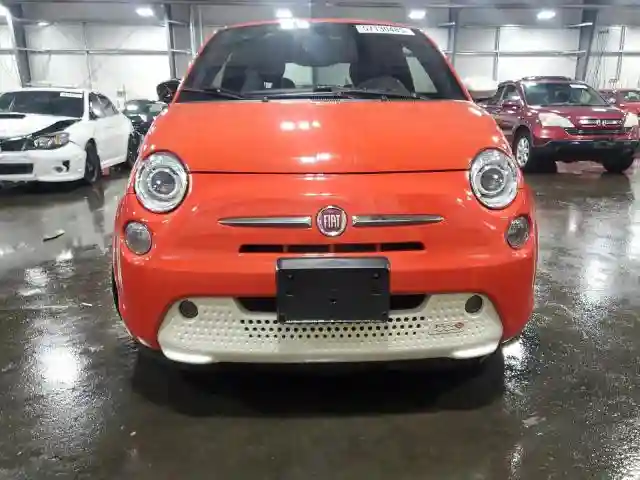 3C3CFFGE4JT471691 2018 FIAT 500-4