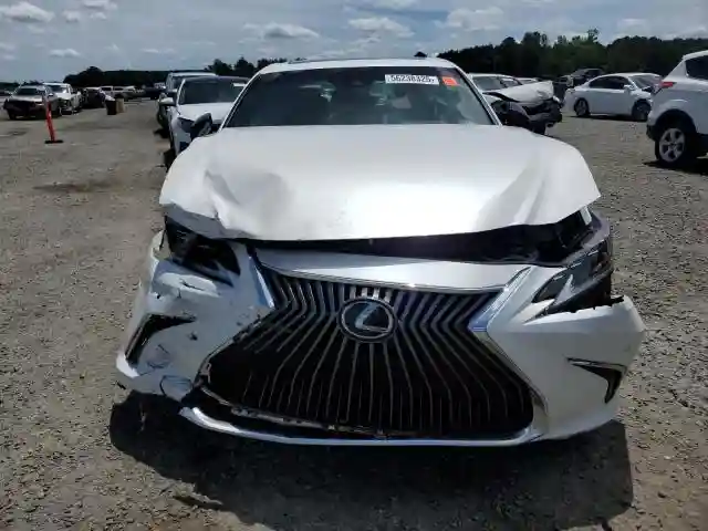 58ABZ1B1XKU034621 2019 LEXUS ES350-4