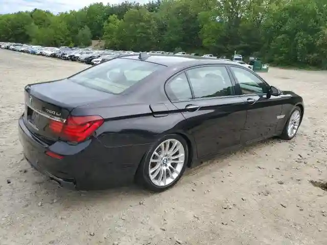 WBAYF8C54FD653940 2015 BMW 7 SERIES-2