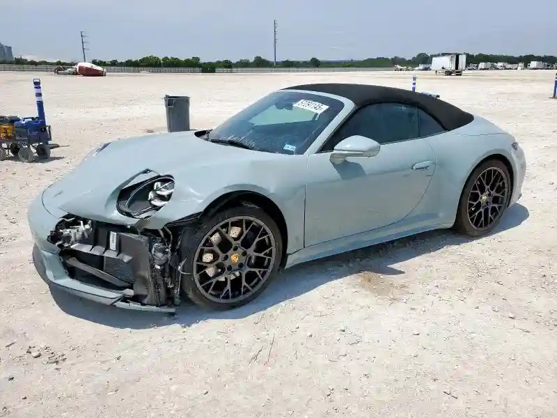 WP0CA2A93SS235082 2025 PORSCHE 911-0