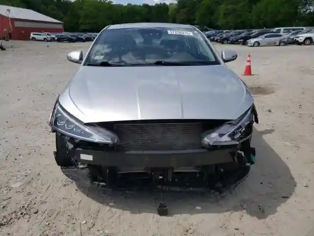 5NPD84LF5KH416312 2019 HYUNDAI ELANTRA-4