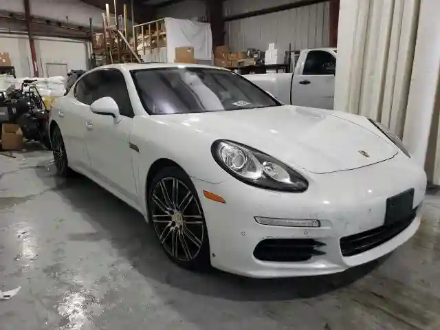 WP0AA2A71GL001868 2016 PORSCHE PANAMERA-3