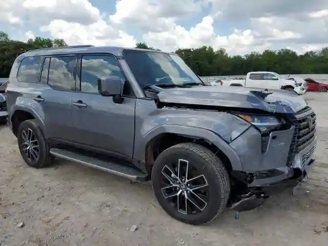 JTJTBCDX1R5027690 2024 LEXUS GX 550 PRE-3