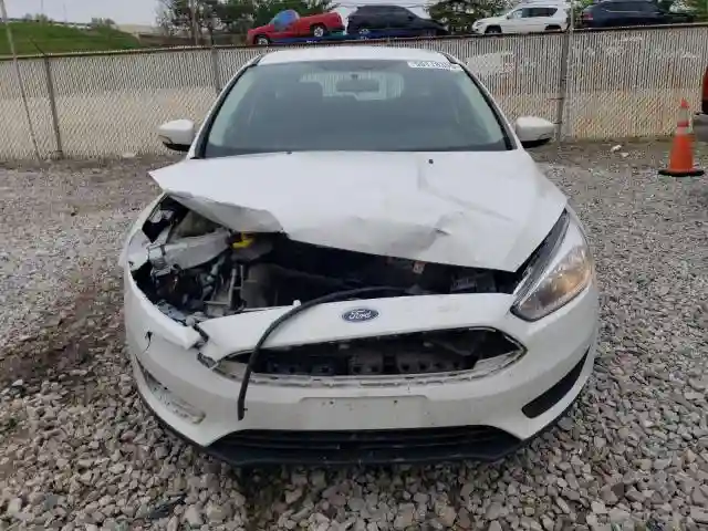 1FADP3K26HL267916 2017 FORD FOCUS-4