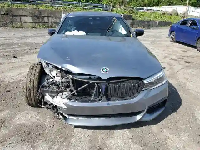 WBAJE7C59KWW44048 2019 BMW 5 SERIES-4