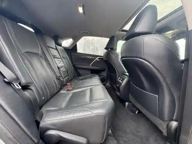 2T2BZMCA5KC179604 2019 LEXUS RX350-5