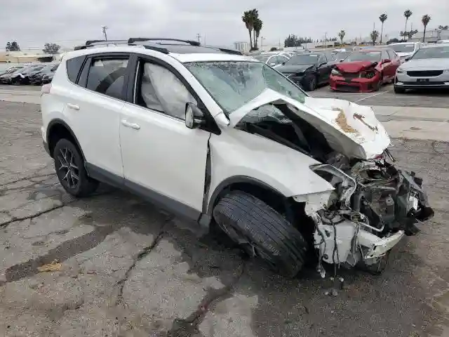JTMNFREV7JJ725510 2018 TOYOTA RAV4-3