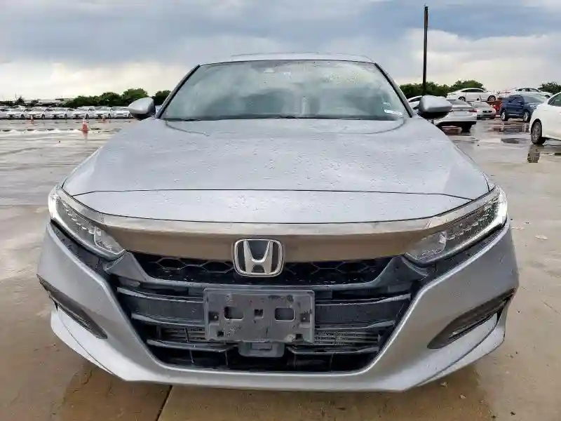 1HGCV2F37KA029361 2019 HONDA ACCORD-4