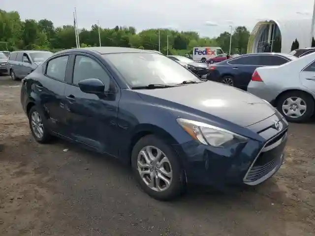 3MYDLBZV6GY106568 2016 TOYOTA SCION-3