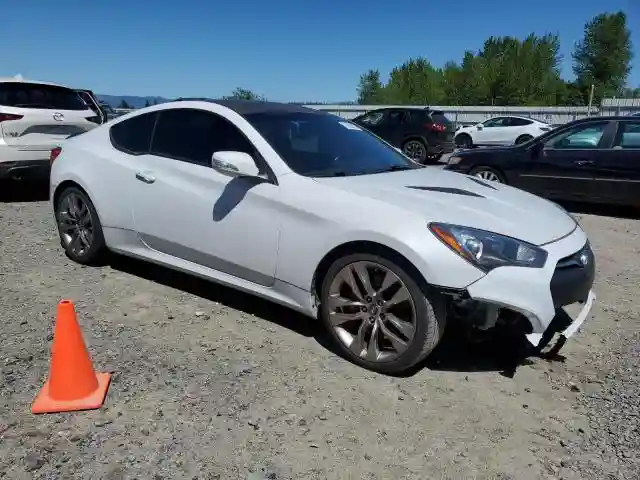 KMHHU6KJ5GU132010 2016 HYUNDAI GENESIS-3