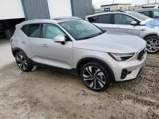 YV4L12UE8S2504005 2025 VOLVO XC40 PLUS-3