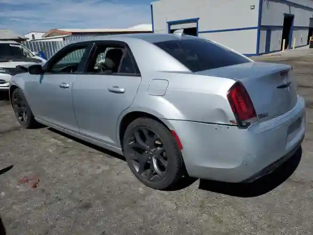 2C3CCAAG3LH212658 2020 CHRYSLER 300-1