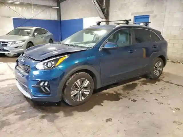 KNDCM3LD6N5543414 2022 KIA NIRO-0