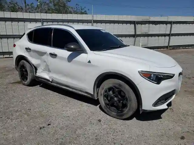 ZASPAKAN0L7C75985 2020 ALFA ROMEO STELVIO-3