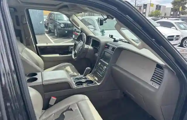 5LMJJ3JT7FEJ10480 2015 LINCOLN NAVIGATOR-4