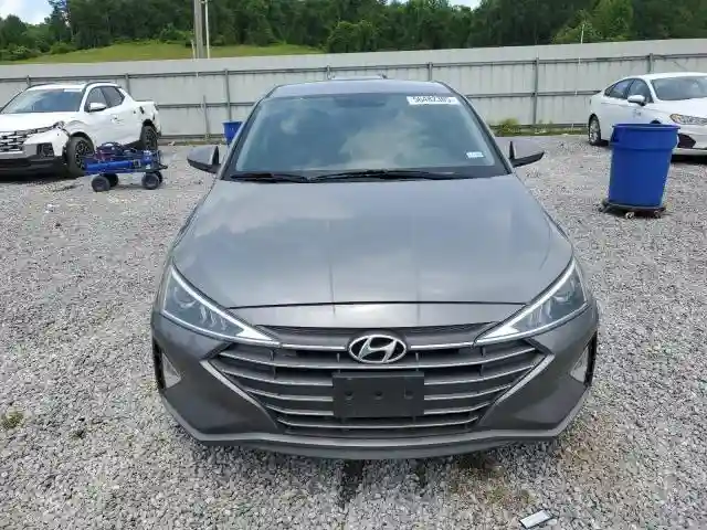 5NPD74LF8KH461361 2019 HYUNDAI ELANTRA-4