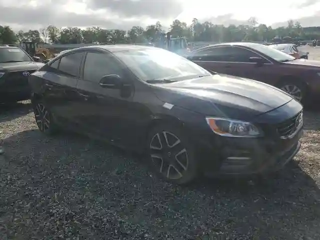 YV126MFLXH2432069 2017 VOLVO S60-3