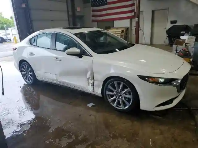 JM1BPACM8S1775538 2025 MAZDA 3-3