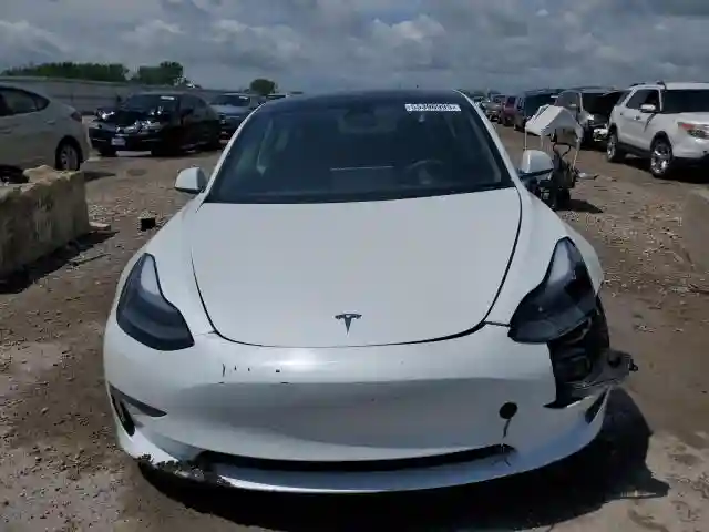 5YJ3E1EC3PF675246 2023 TESLA MODEL 3-4