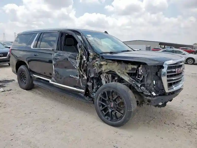 1GKS1GKD9PR139844 2023 GMC YUKON-3