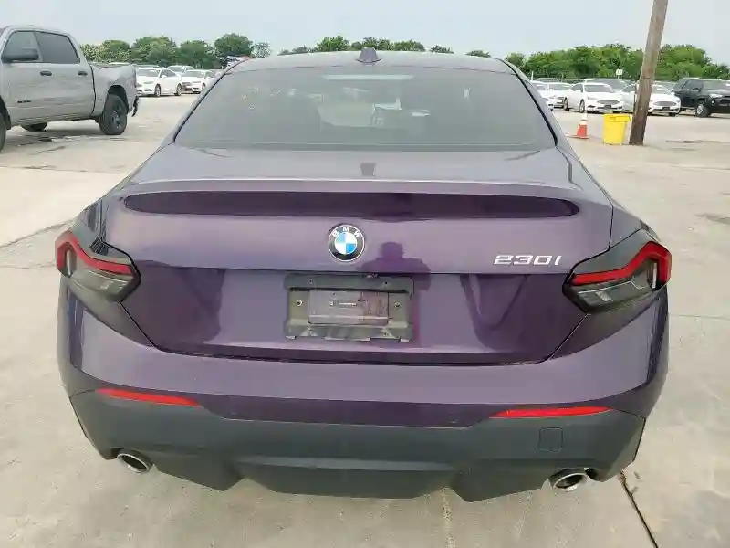 3MW23CM05P8D73642 2023 BMW 2 SERIES-5