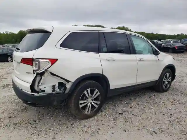 5FNYF6H38JB065393 2018 HONDA PILOT-2