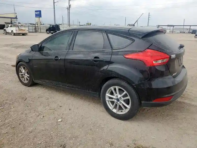 1FADP3K23HL216602 2017 FORD FOCUS-1