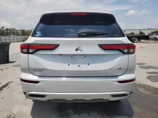 JA4J4VA84RZ082618 2024 MITSUBISHI OUTLANDER-5