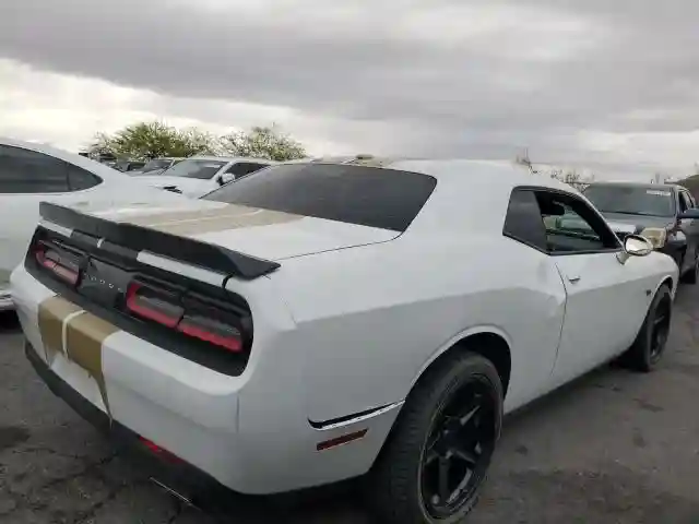 2C3CDZAG3GH201595 2016 DODGE CHALLENGER-2