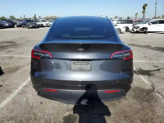 7SAYGDED5RF054851 2024 TESLA MODEL Y-5