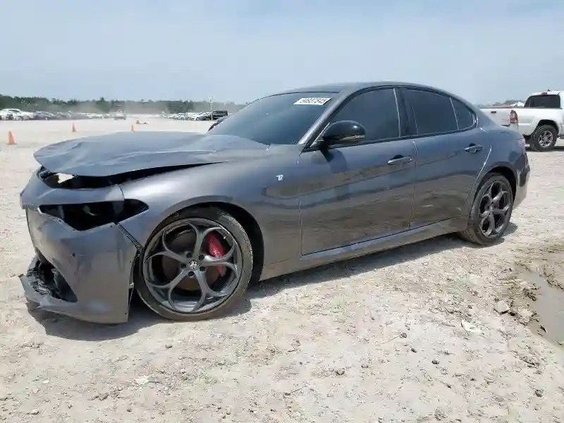 ZARFAMBN1R7681805 2024 ALFA ROMEO GIULIA-0