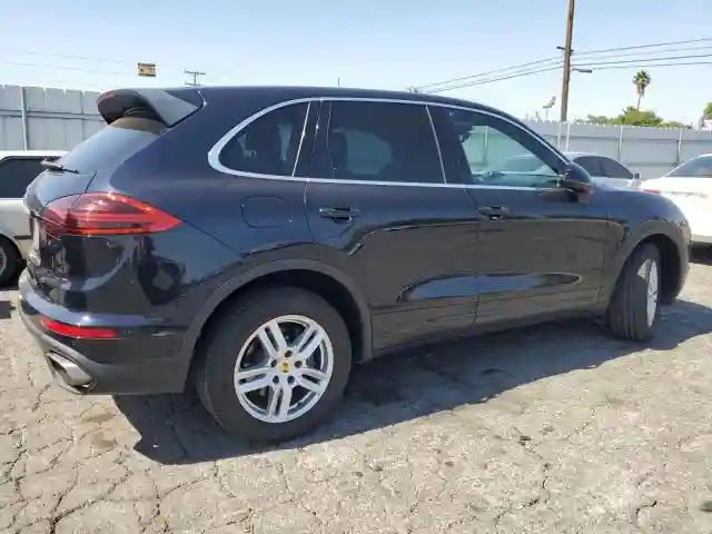 WP1AA2A25GKA08699 2016 PORSCHE CAYENNE-2
