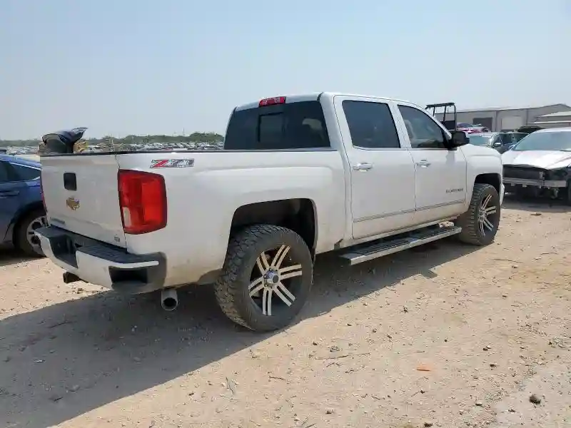 3GCUKSEC4HG428977 2017 CHEVROLET ALL MODELS-2