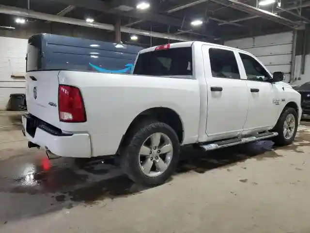 1C6RR7KTXKS556585 2019 RAM 1500-2