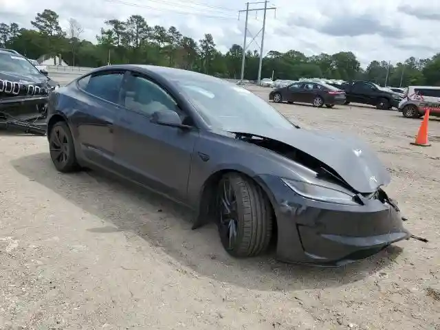 5YJ3E1ET8RF826648 2024 TESLA MODEL 3-3